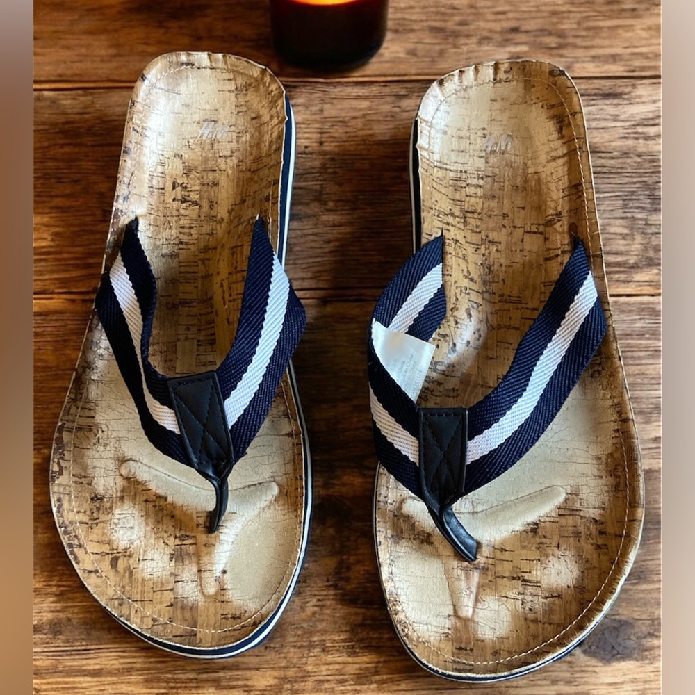 Men's Black and White Flip Flops